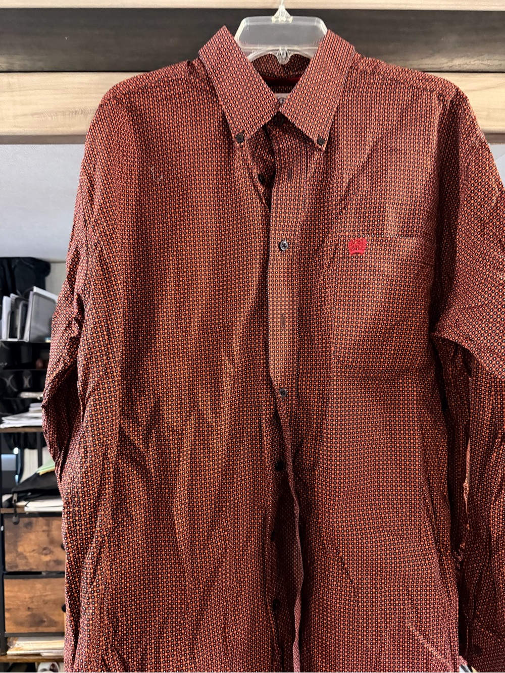 Cinch Men's Multi-Colored Geometric Print Button-Up